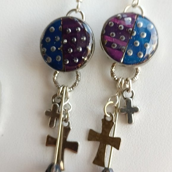 Handcrafted by GEEK BLING, One of kind, Jewelry set , cross and earrings - Picture 3 of 3